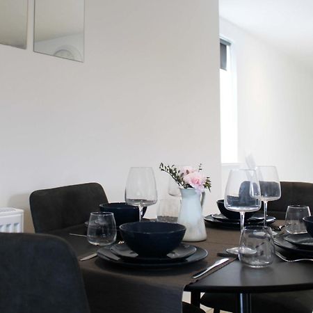 Abingdon - Private Flat With Parking 09 Apartamento Exterior foto